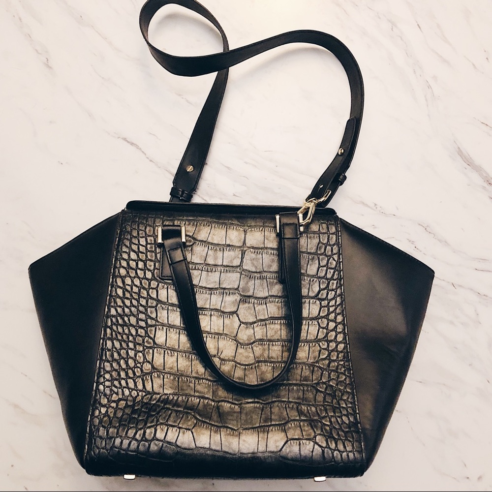 ** ADDITIONAL PICTURES **